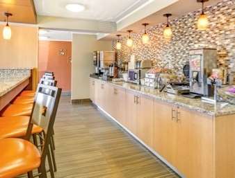 Hotel Day's & By Wyndham Airport East Indianápolis